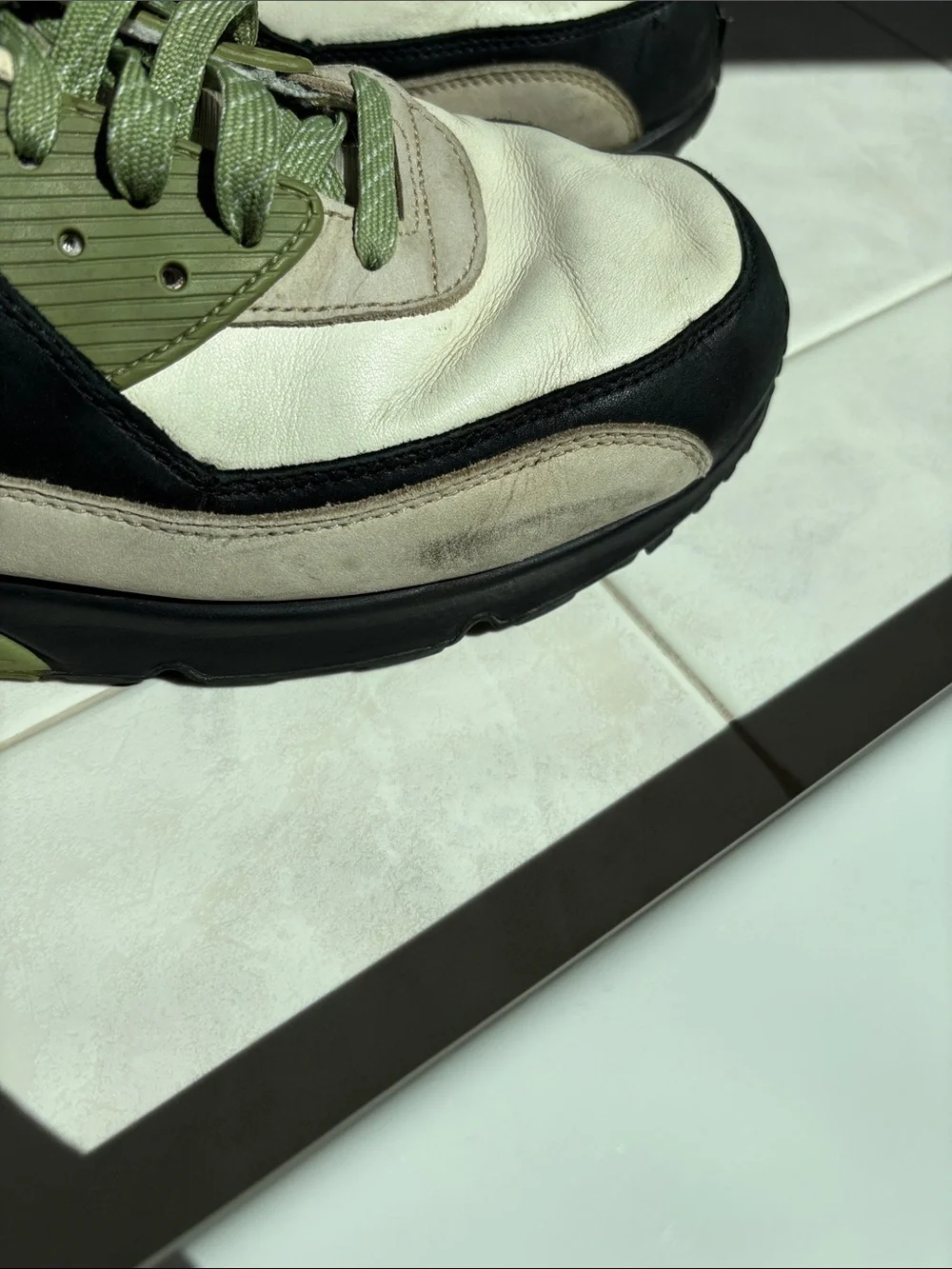 Nike Air Max 90 Lahar Sneakers C15646-200 in Ivory/ Cream Colors